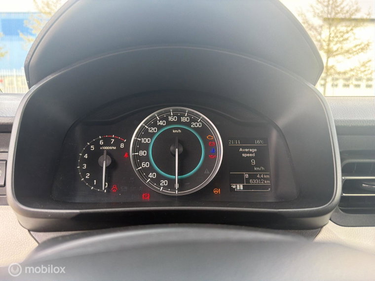 Vehicle Image 10