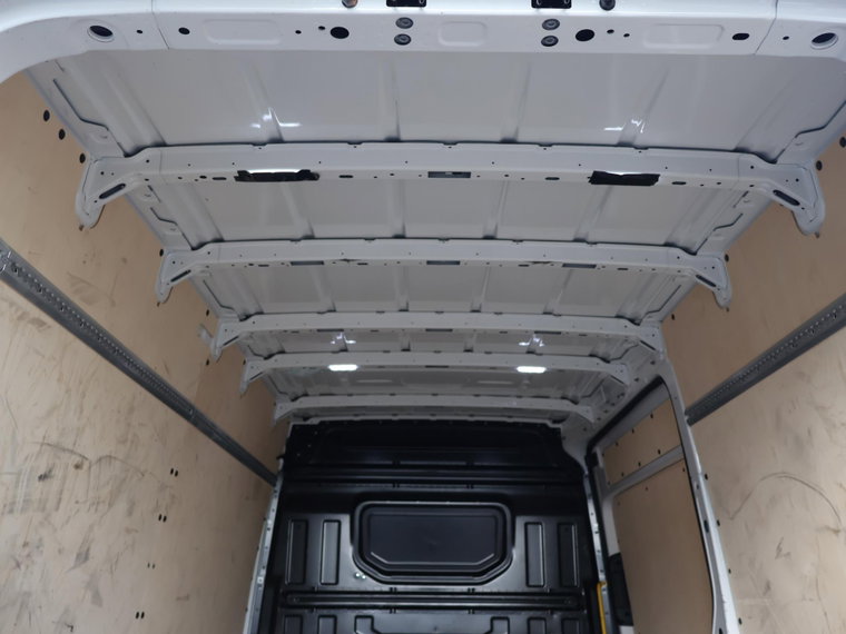 Vehicle Image 37