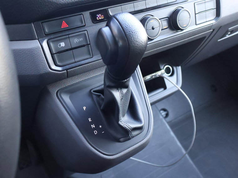 Vehicle Image 38