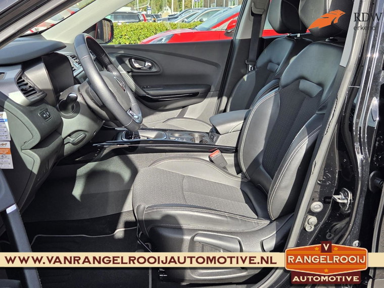 Vehicle Image 36