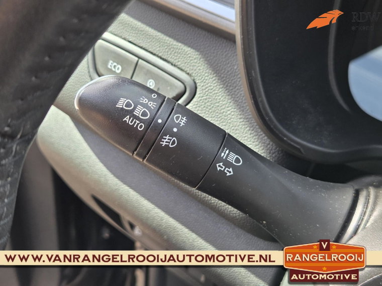 Vehicle Image 42