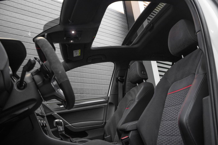 Vehicle Image 31