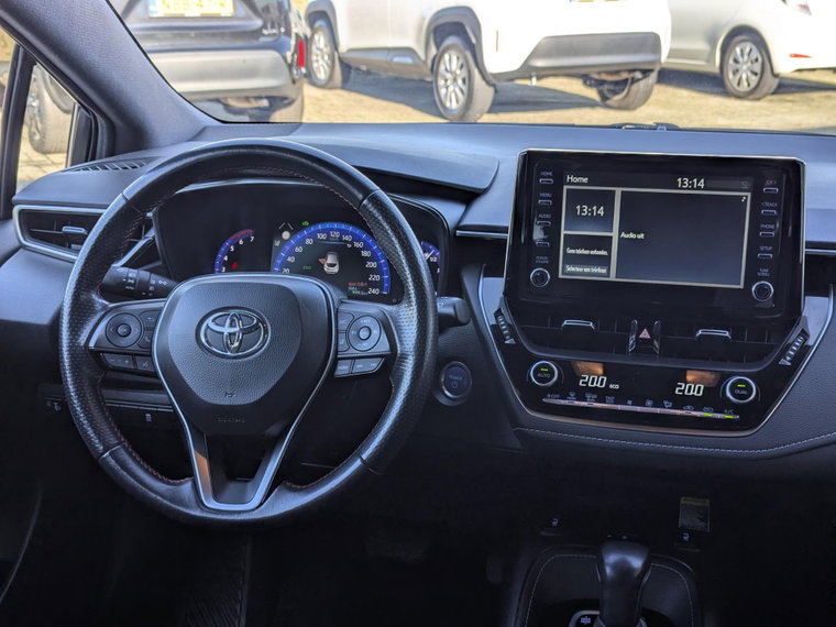 Vehicle Image 17
