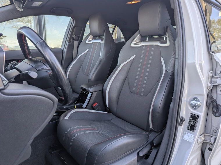 Vehicle Image 18