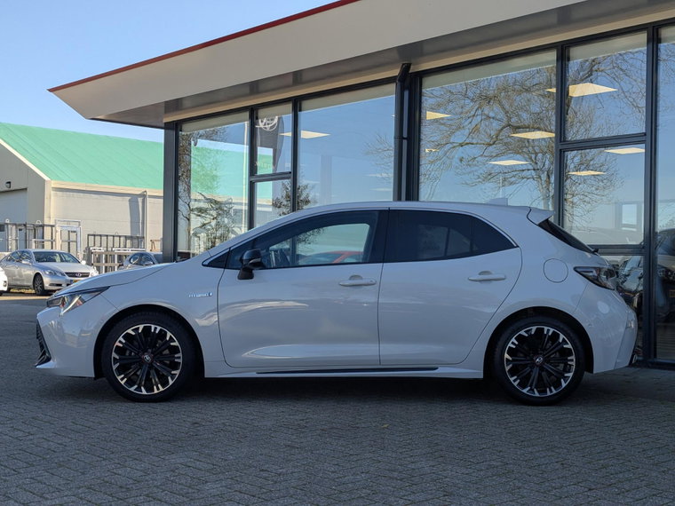 Vehicle Image 8