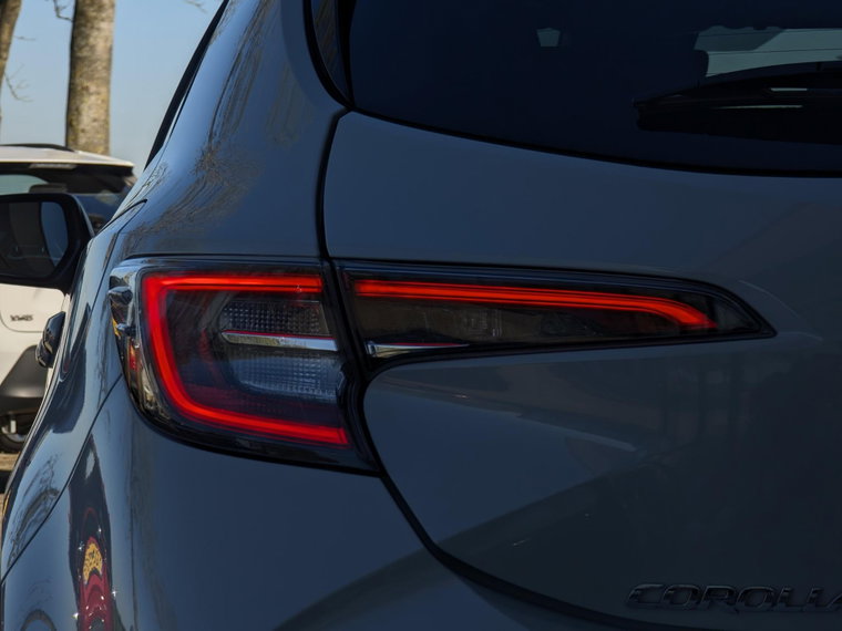 Vehicle Image 11