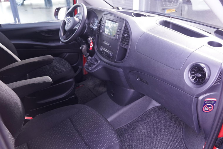 Vehicle Image 23