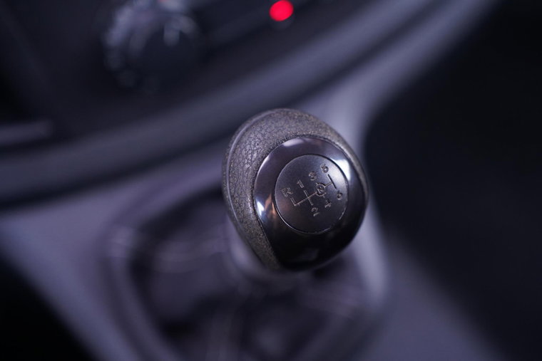 Vehicle Image 32