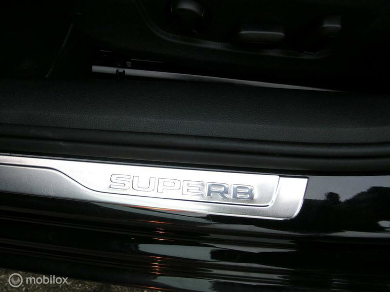 Vehicle Image 40