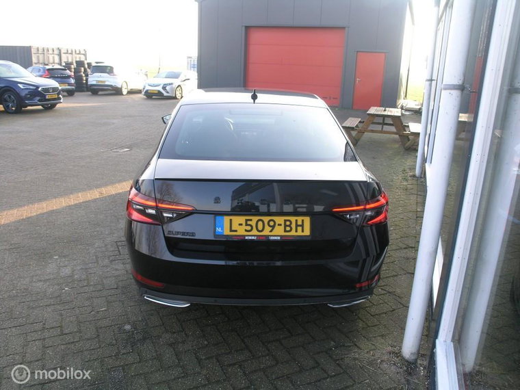 Vehicle Image 41