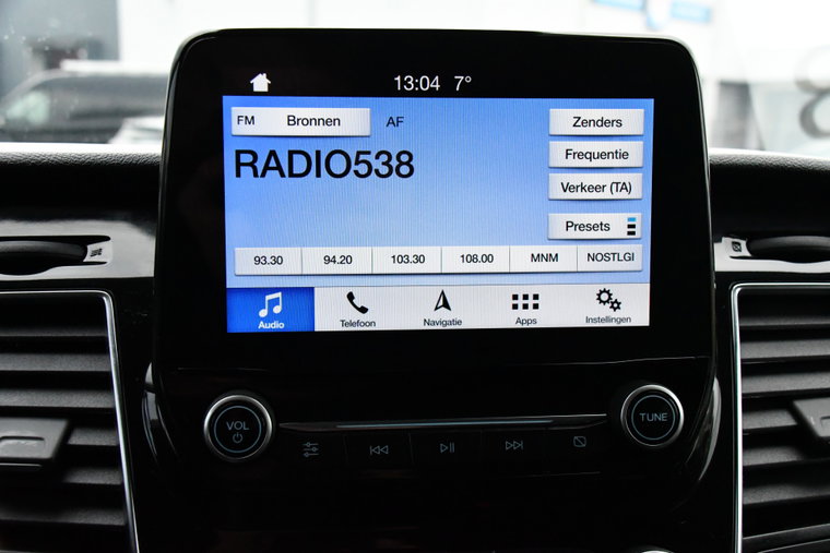 Vehicle Image 23