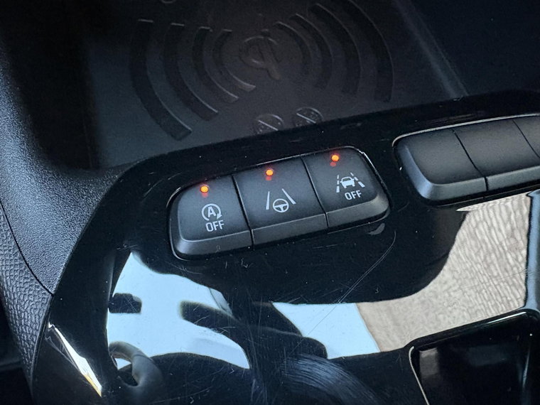 Vehicle Image 28
