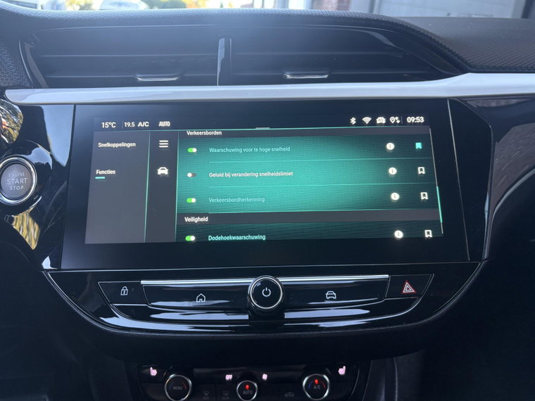 Vehicle Image 37