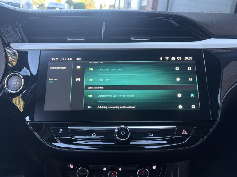 Vehicle Image 38
