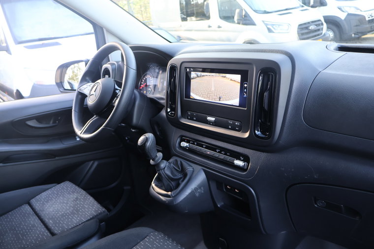 Vehicle Image 31