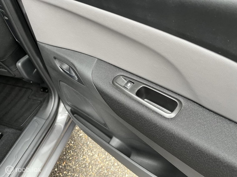 Vehicle Image 27