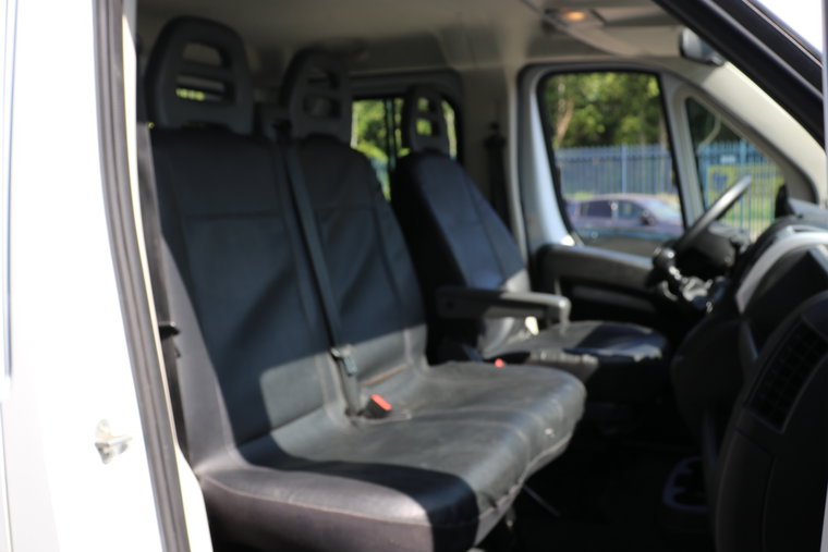 Vehicle Image 13