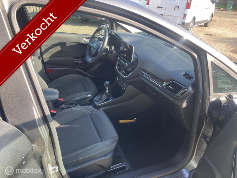 Vehicle Image 17