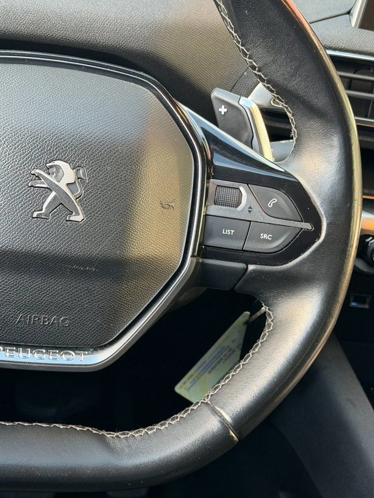 Vehicle Image 38