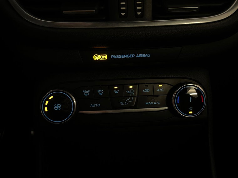 Vehicle Image 35