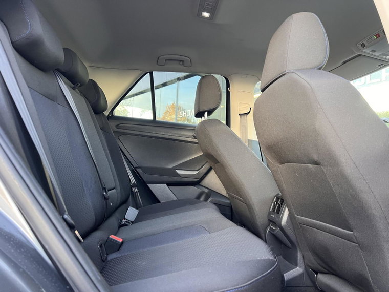 Vehicle Image 36