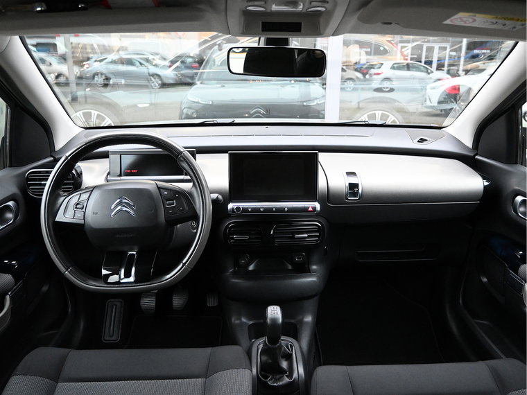 Vehicle Image 15