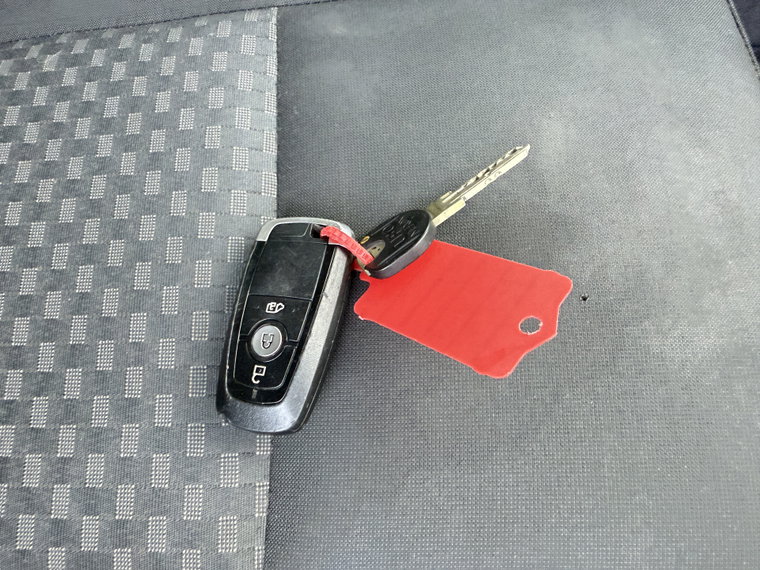 Vehicle Image 31