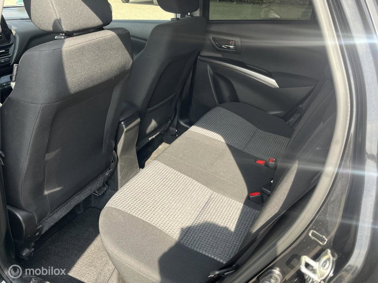 Vehicle Image 17