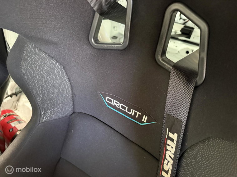 Vehicle Image 26