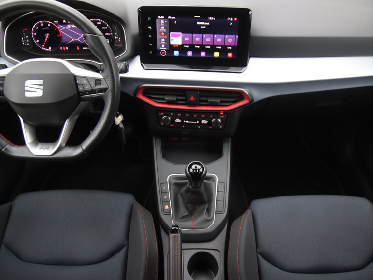 Vehicle Image 14