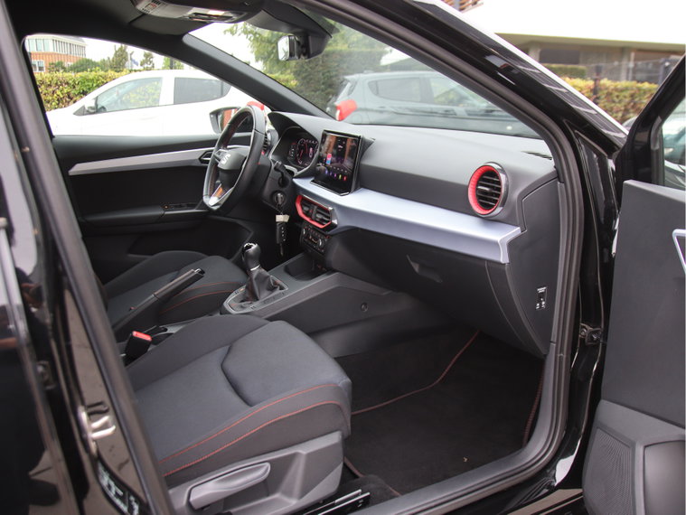 Vehicle Image 11