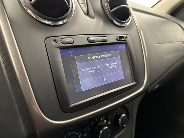 Vehicle Image 29