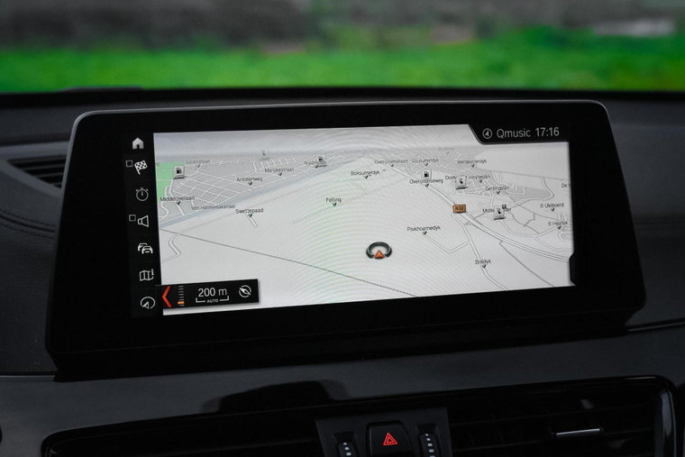 Vehicle Image 35