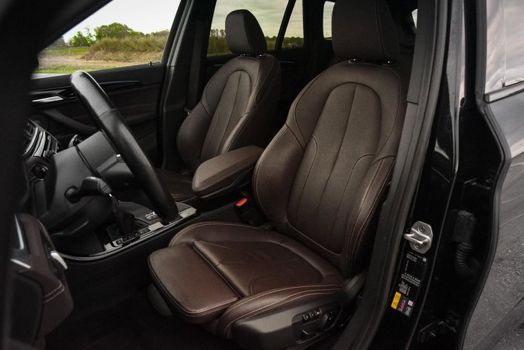 Vehicle Image 37