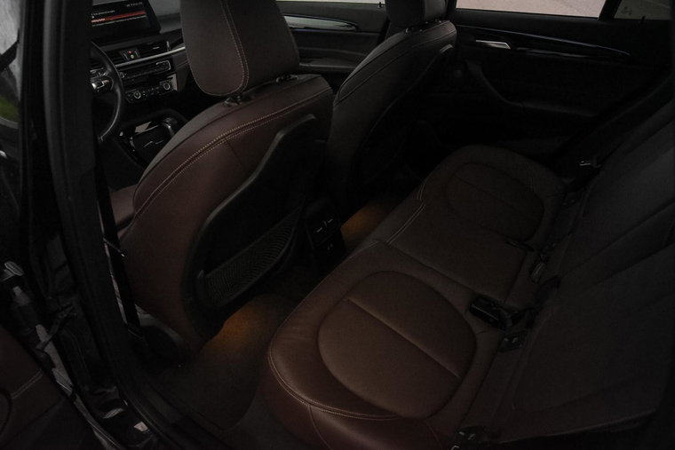 Vehicle Image 42
