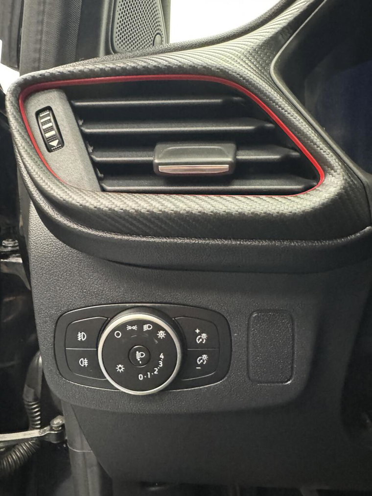 Vehicle Image 27