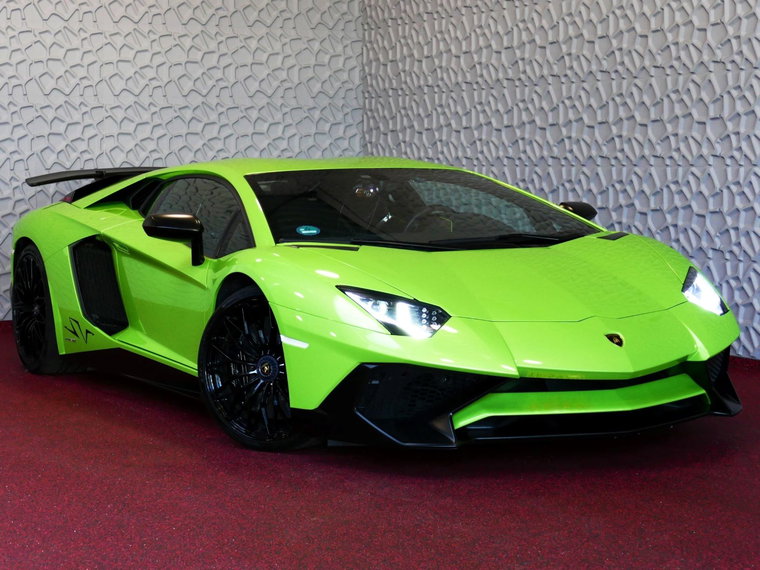 Vehicle Image 21