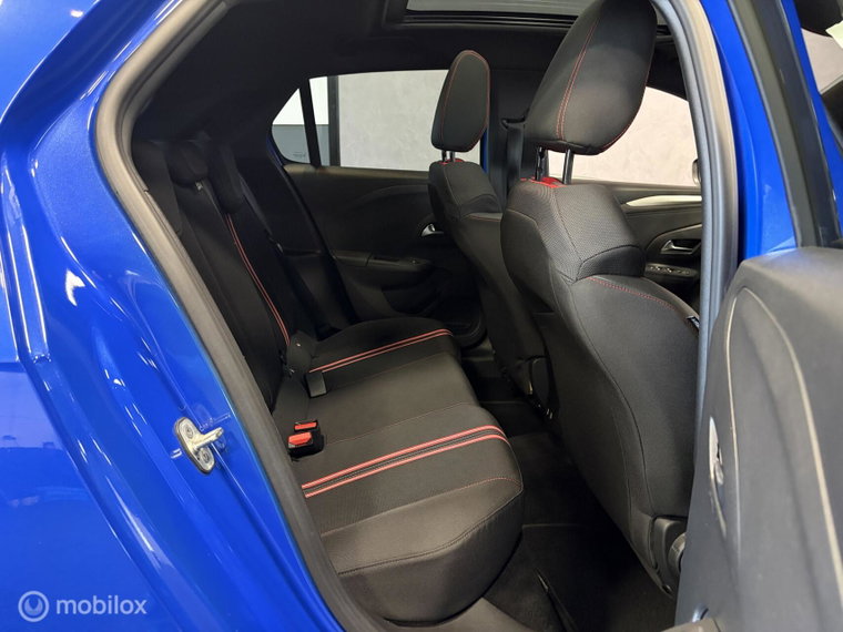 Vehicle Image 37