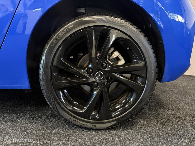 Vehicle Image 38