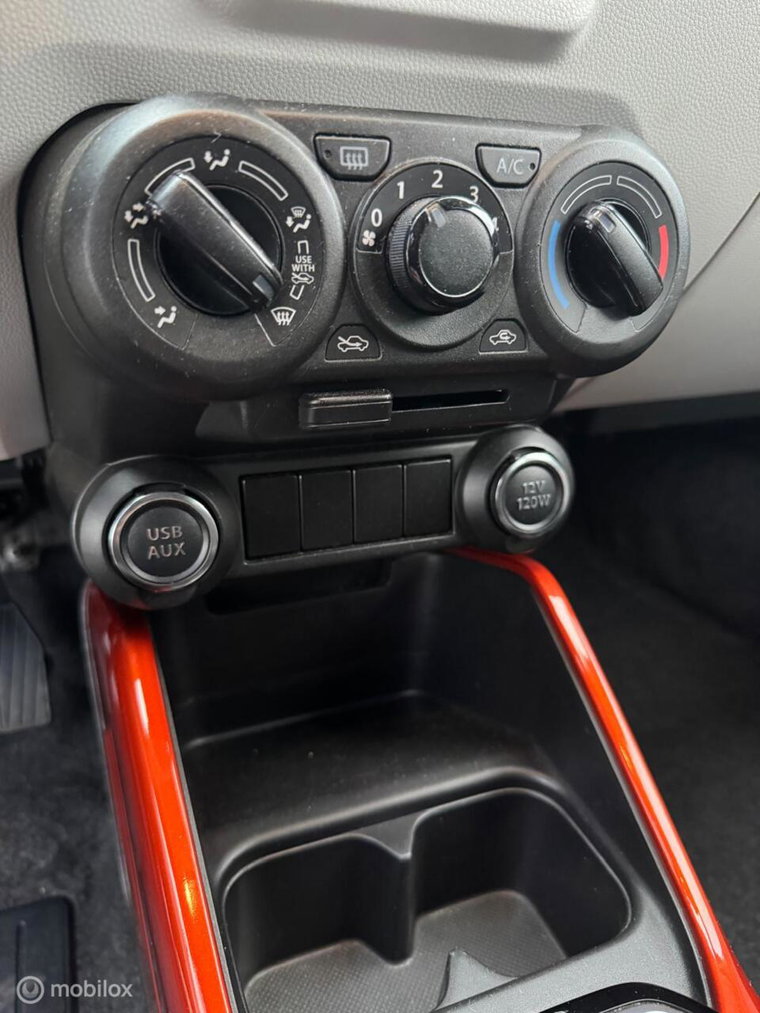 Vehicle Image 17