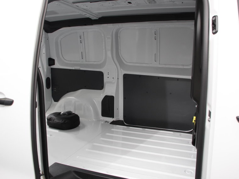 Vehicle Image 39
