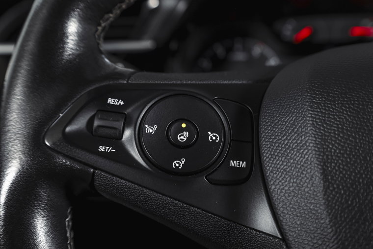 Vehicle Image 35