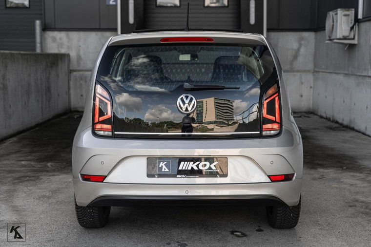 Vehicle Image 21