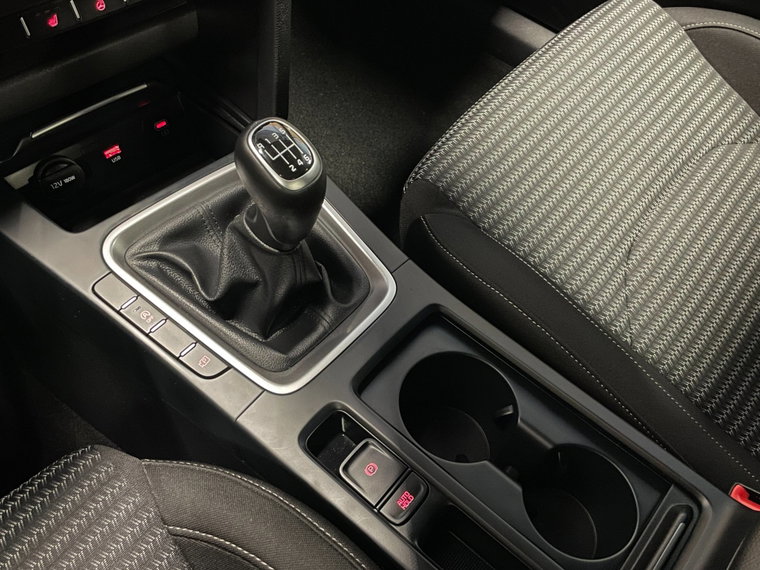 Vehicle Image 48
