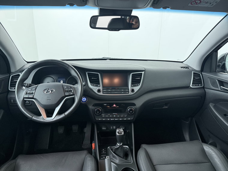 Vehicle Image 36