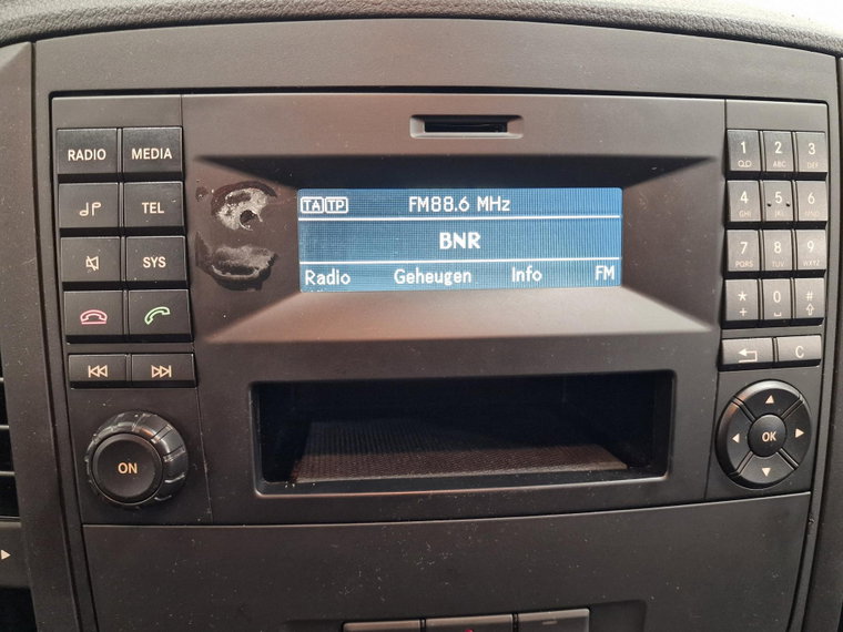 Vehicle Image 28