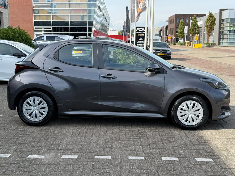 Vehicle Image 17
