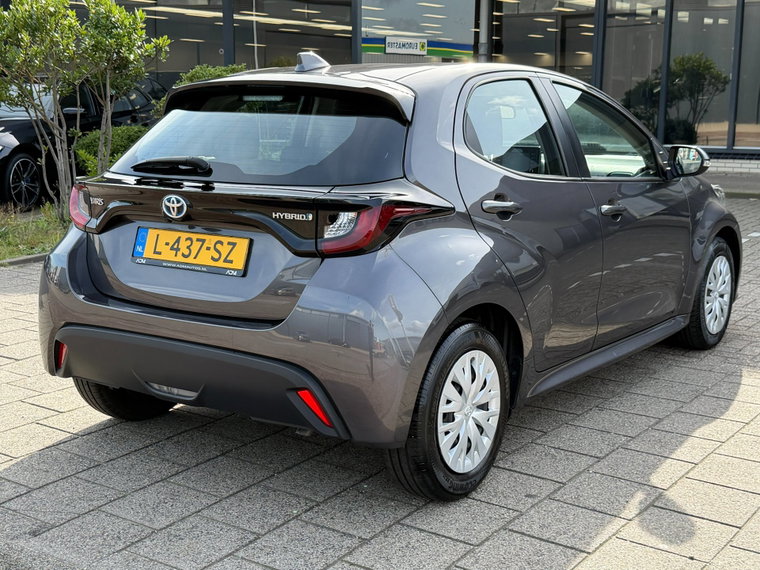 Vehicle Image 18