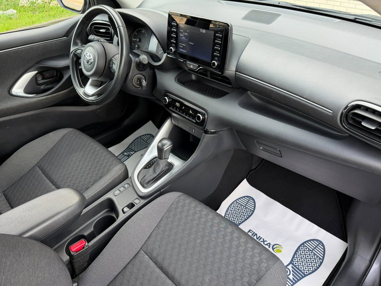 Vehicle Image 21