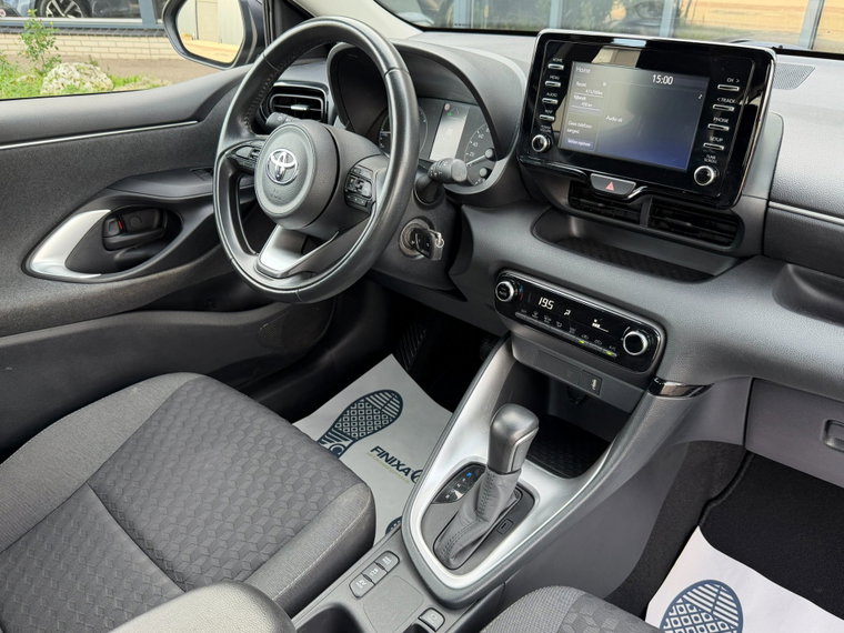 Vehicle Image 22
